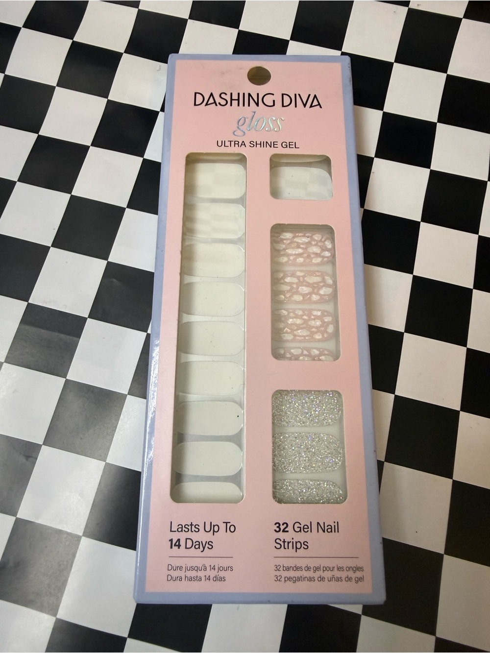 Dashing Diva Gloss Ultra Shine Gel Press-On Nails - White & Silver Glitter